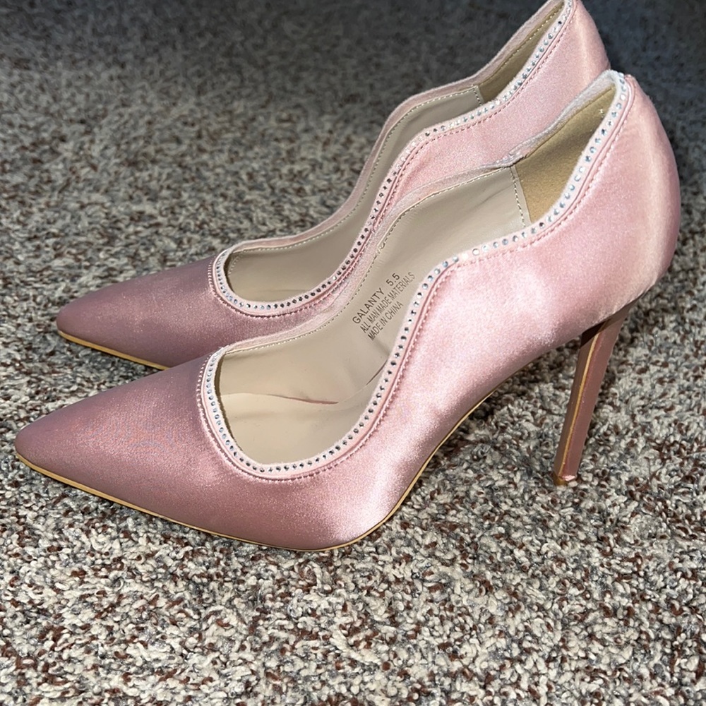 Beautiful rose heels
